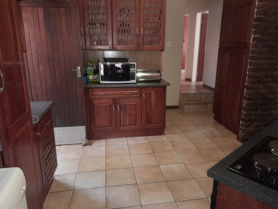 3 Bedroom Property for Sale in Geelhoutpark North West